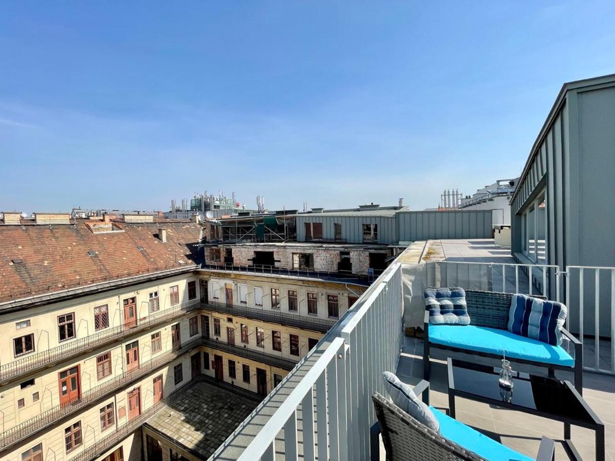 בודפשט Penthouse W Private Rooftop And Free Parking מראה חיצוני תמונה