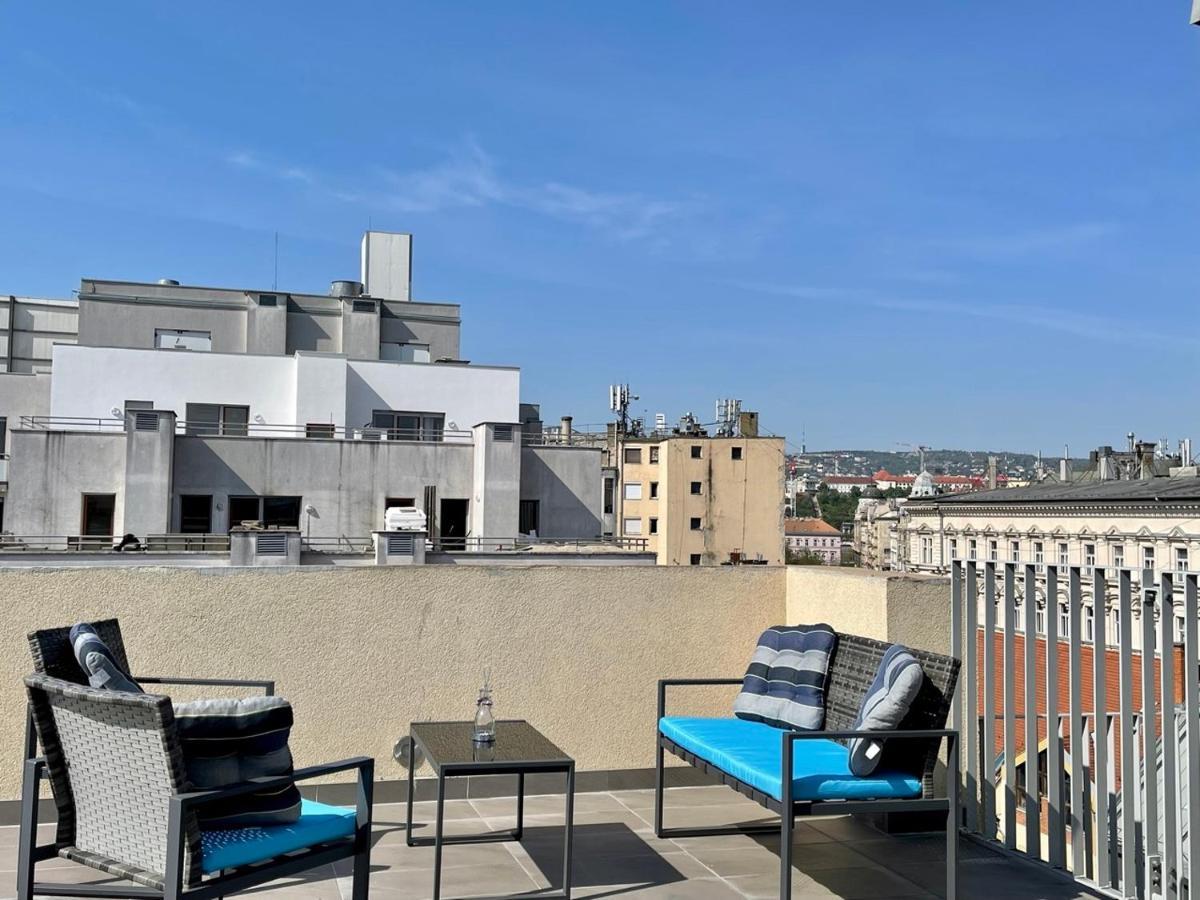 בודפשט Penthouse W Private Rooftop And Free Parking מראה חיצוני תמונה