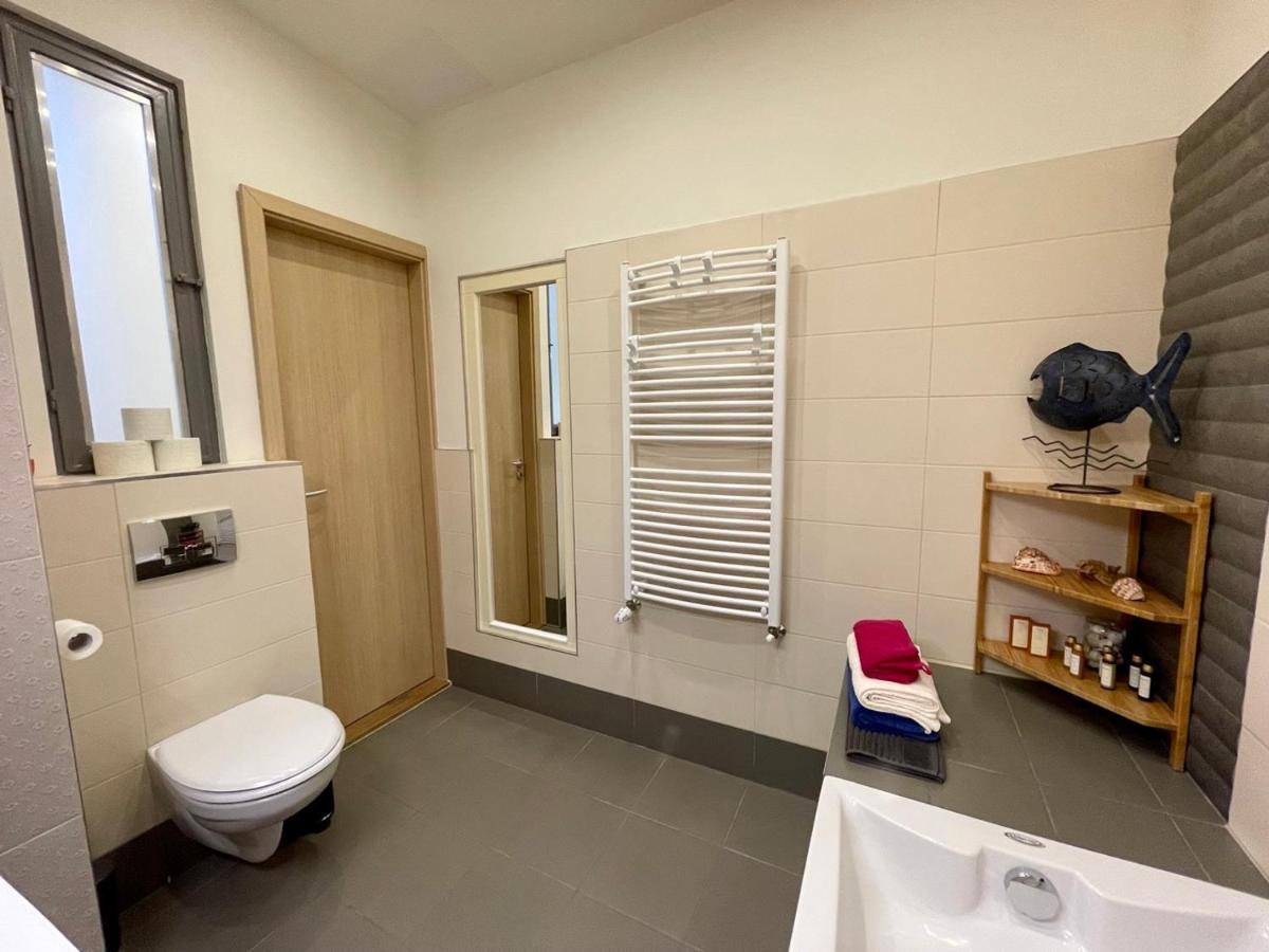 בודפשט Penthouse W Private Rooftop And Free Parking מראה חיצוני תמונה