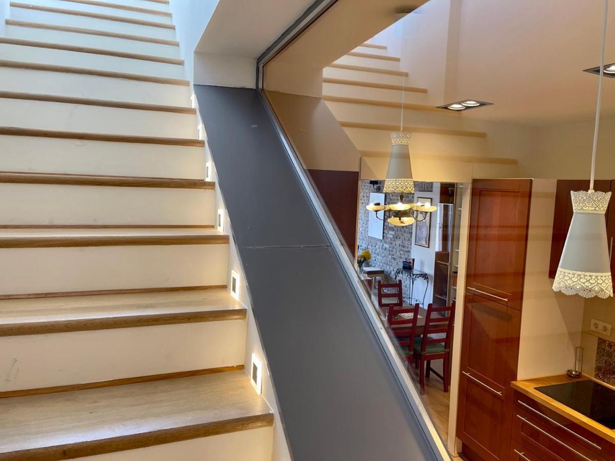 בודפשט Penthouse W Private Rooftop And Free Parking מראה חיצוני תמונה