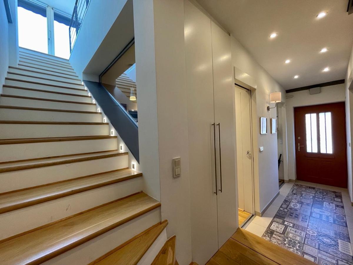 בודפשט Penthouse W Private Rooftop And Free Parking מראה חיצוני תמונה